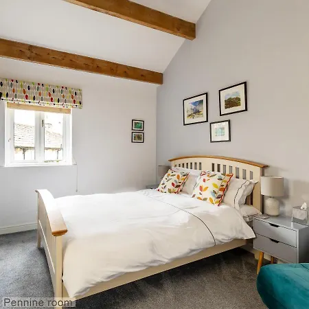 Old Hall Croft Barn 4* Gargrave