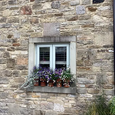 Oda ve Kahvaltı Old Hall Croft Barn 4*